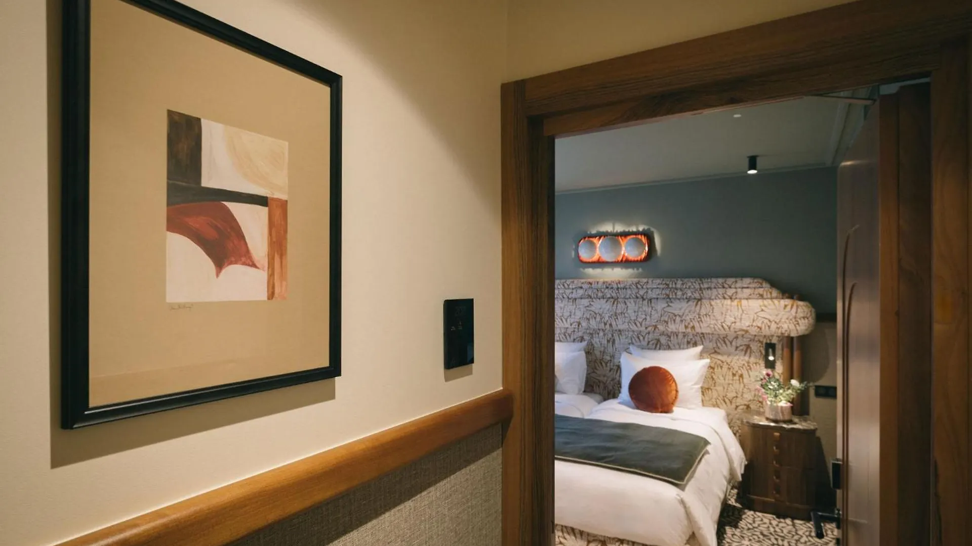 ****  1.75 Paris La Treve Hotel France
